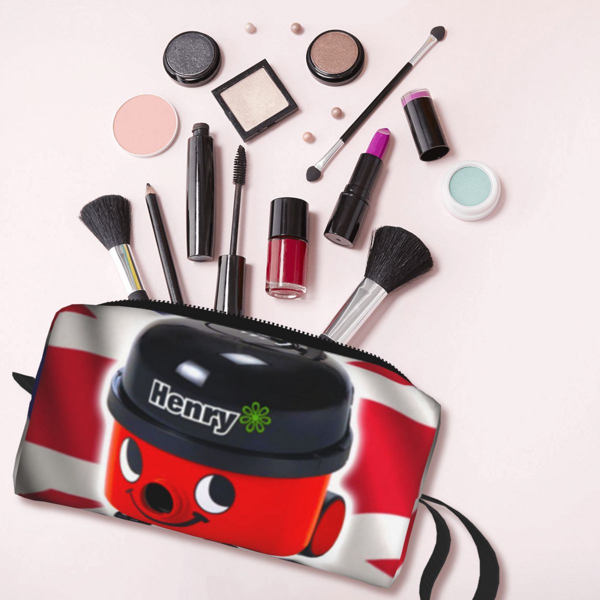 Henry Hoover With UK Flag Make - Beauty Makeup Uk 评论和价格