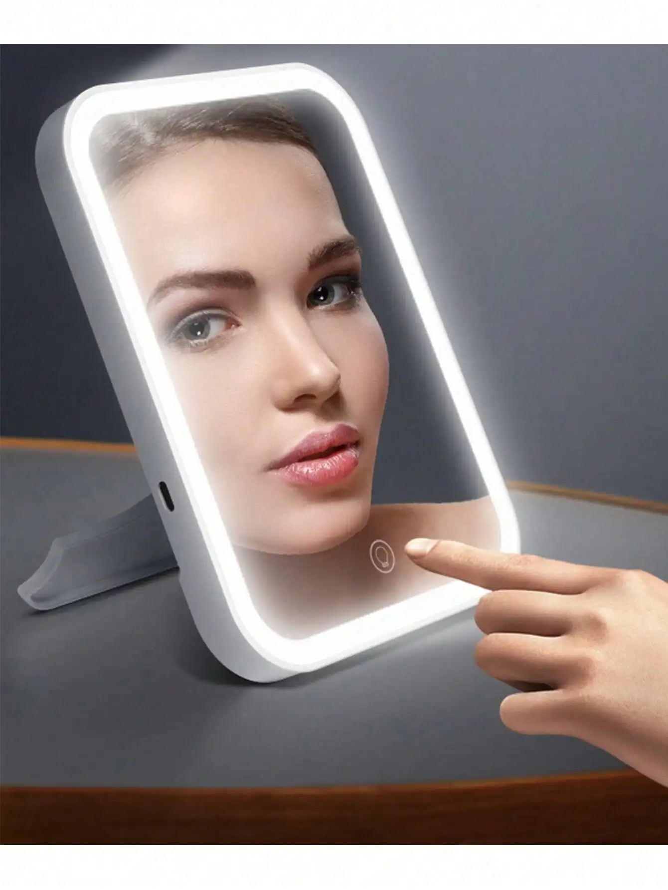 Light Up Your Beauty Routine:  - Your Beauty Makeup 评论和价格